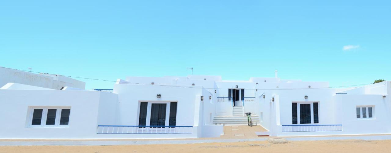Apartamentos El Marinero - Avenida Калета-де-Себо Экстерьер фото
